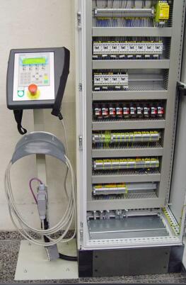 ��������·ģ������ϵͳX-Y�־�����Զ�����ϵͳ����ϵͳ